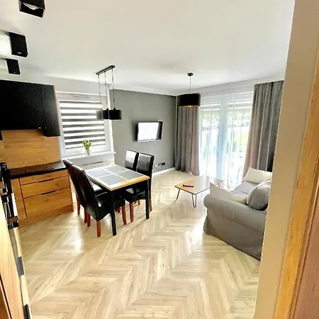 Apartament Z Ogrodkiem Szczytno Mazury * Щитно